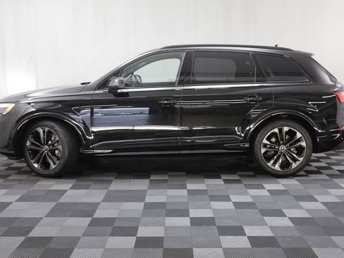 Used 2025 Audi Q7 3.0T Prestige AWD/4WD image 4