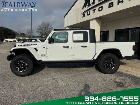 Used 2023 Jeep Gladiator Rubicon w/ LED Lighting Group image 9