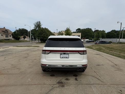 Used 2020 Lincoln Aviator Reserve w/ Equipment Group 201A AWD/4WD image 6