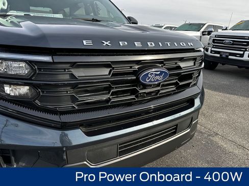 New 2026 Ford Expedition Active image 13