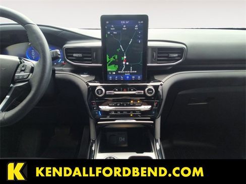 Certified 2022 Ford Explorer ST w/ ST Street Pack image 11