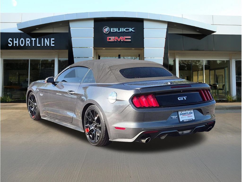 Used 2017 Ford Mustang GT Premium w/ Equipment Group 401A RWD image 5