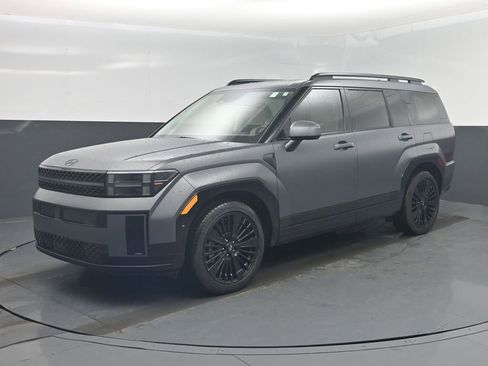 Used 2025 Hyundai Santa Fe Calligraphy image 9