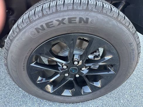 Used 2025 Jeep Wrangler Unlimited Sahara w/ Safety Group image 6