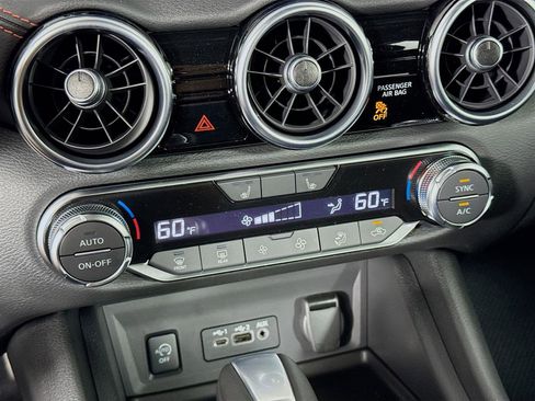 New 2025 Nissan Sentra SR image 16