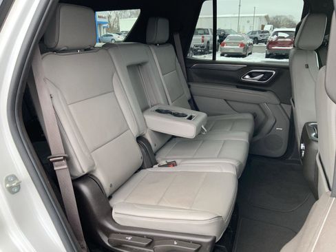 Used 2023 GMC Yukon SLT image 62