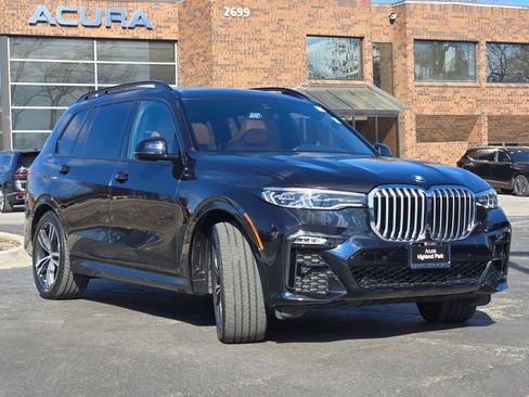 Used 2022 BMW X7 xDrive40i w/ M Sport Package image 10