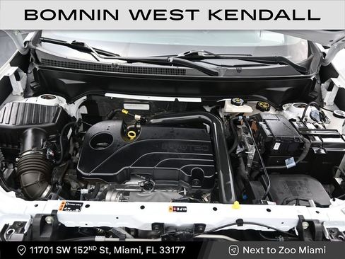 Used 2023 Chevrolet Equinox RS image 12