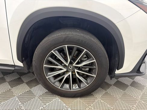 Used 2023 Lexus NX 250 FWD w/ Towing Package (2000 Lbs) image 13