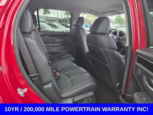 Used 2025 Honda Pilot EX-L image 17