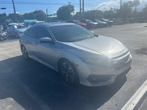 Used 2016 Honda Civic EX-T image 3