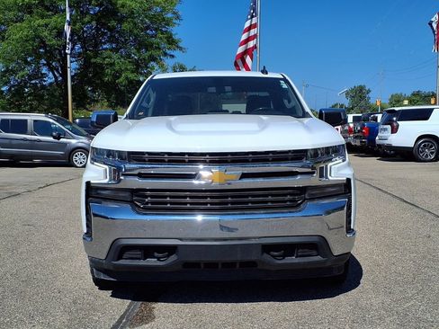 Used 2021 Chevrolet Silverado 1500 LT AWD/4WD image 2
