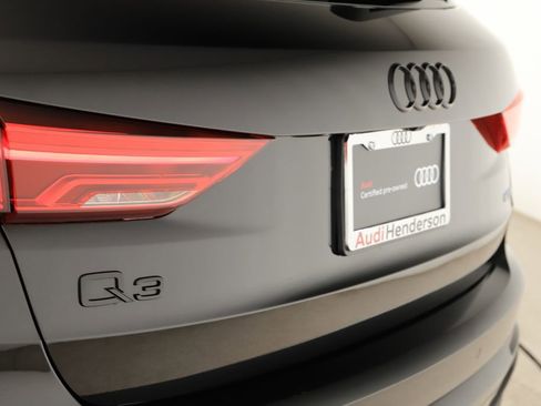 Certified 2025 Audi Q3 2.0T Premium w/ Convenience Package image 31