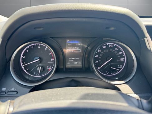 Used 2023 Toyota Camry SE FWD image 14