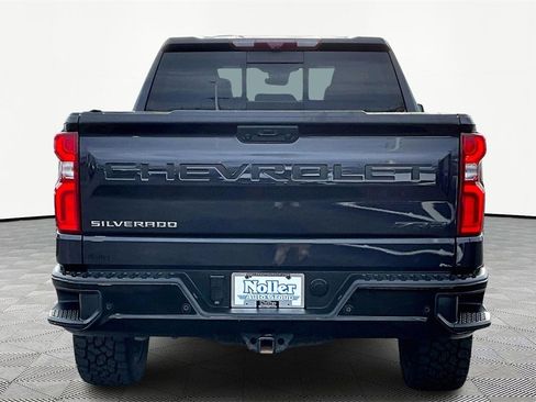 Used 2023 Chevrolet Silverado 1500 ZR2 w/ Technology Package image 4