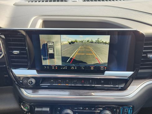 Used 2026 Chevrolet Silverado 1500 LTZ image 18