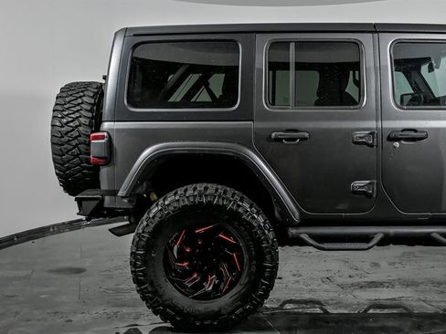Used 2018 Jeep Wrangler Unlimited Rubicon image 10