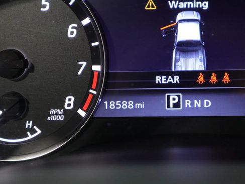 Used 2024 Nissan Frontier SV AWD/4WD image 36