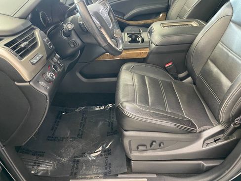 Used 2016 GMC Yukon Denali w/ Open Road Package image 17