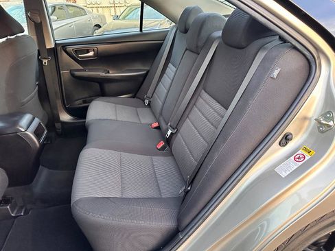 Used 2015 Toyota Camry LE image 13