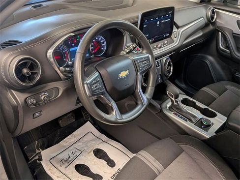 Used 2024 Chevrolet Blazer LT image 11