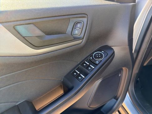 Used 2023 Ford Escape Active image 13