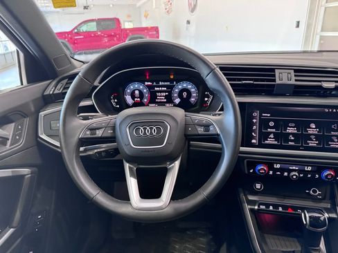 Used 2024 Audi Q3 2.0T Premium Plus w/ Premium Plus Package AWD/4WD image 15
