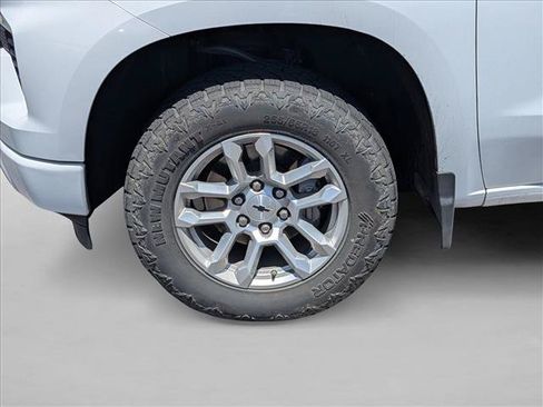 Used 2024 Chevrolet Silverado 1500 RST w/ Convenience Package II AWD/4WD image 14