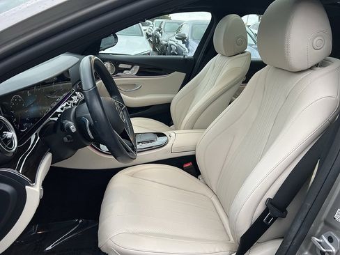 Used 2021 Mercedes-Benz E 350 Sedan image 23