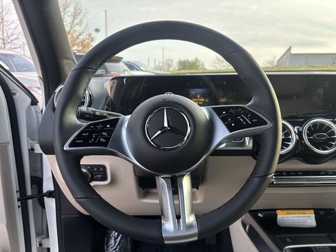 New 2026 Mercedes-Benz GLB 250 image 20