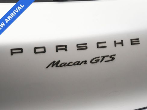Used 2017 Porsche Macan GTS image 22
