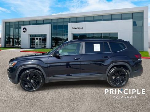 Used 2023 Volkswagen Atlas SE AWD/4WD image 6