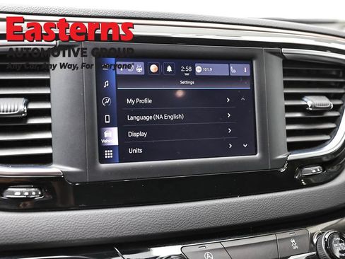 Used 2023 Chrysler Voyager LX FWD image 19