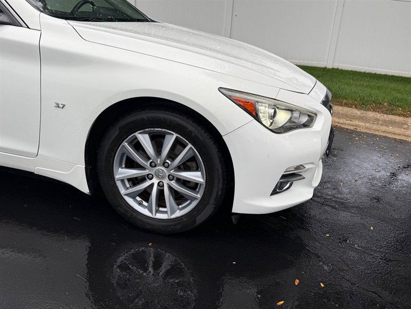 Used 2015 INFINITI Q50 Premium w/ Navigation Package AWD/4WD image 9