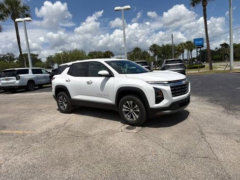 New 2026 Chevrolet Equinox LT FWD image 18