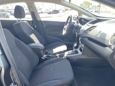 Used 2019 Ford Fiesta SE image 25