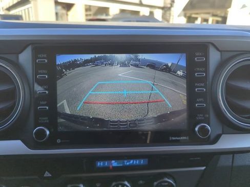 Used 2023 Toyota Tacoma SR5 AWD/4WD image 28