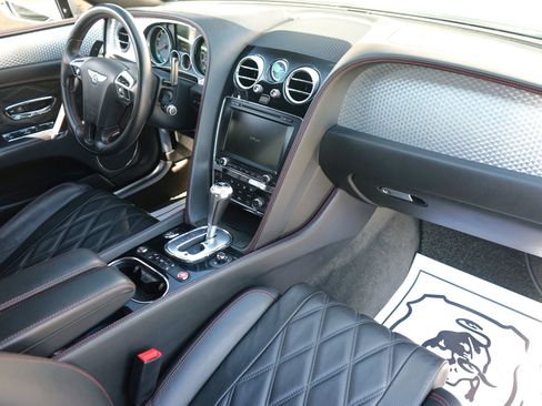 Used 2014 Bentley Flying Spur W12 AWD/4WD image 34