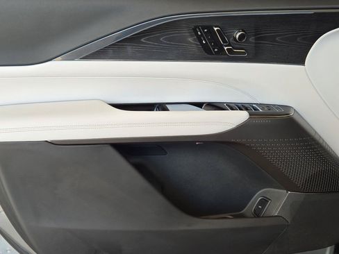 Certified 2024 Cadillac Lyriq Sport RWD image 25