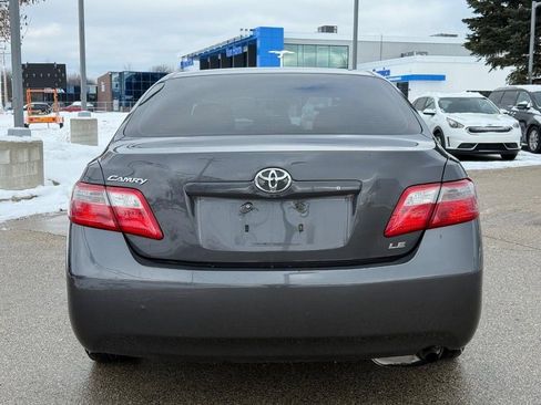 Used 2009 Toyota Camry image 4