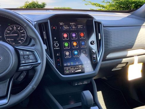 Certified 2025 Subaru Forester Limited image 9