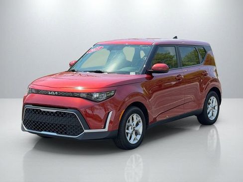 Certified 2025 Kia Soul LX w/ LX Technology Package image 2