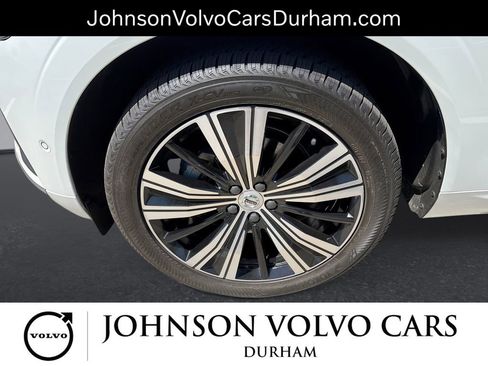 Used 2023 Volvo XC60 B5 Plus w/ Protection Package FWD image 18