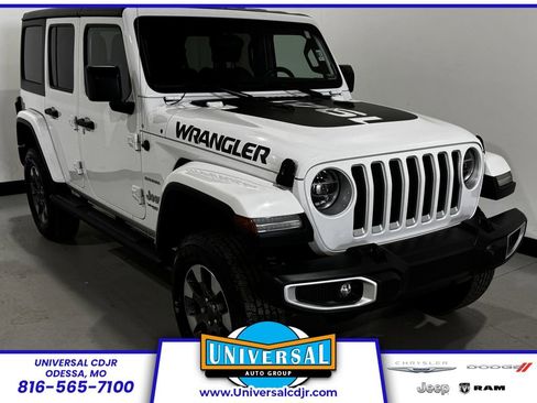 Used 2020 Jeep Wrangler Unlimited Sahara w/ Dual Top Group AWD/4WD image 1