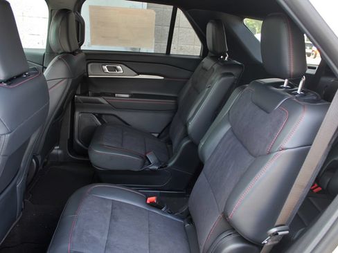 New 2026 Ford Explorer ST AWD/4WD image 35