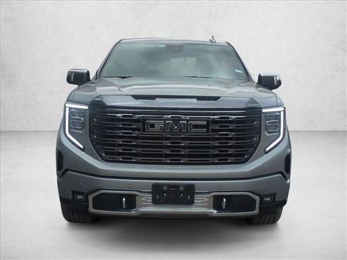 Used 2024 GMC Sierra 1500 Denali Ultimate image 2