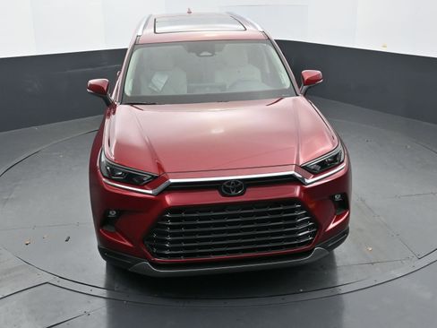 Used 2026 Toyota Grand Highlander Limited image 34