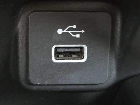 Certified 2024 Honda HR-V LX image 5