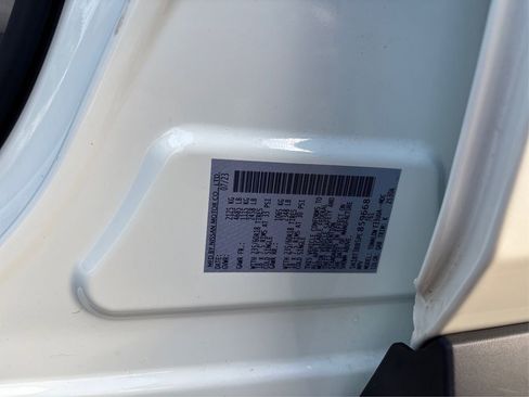 Used 2023 Nissan Rogue SV image 16