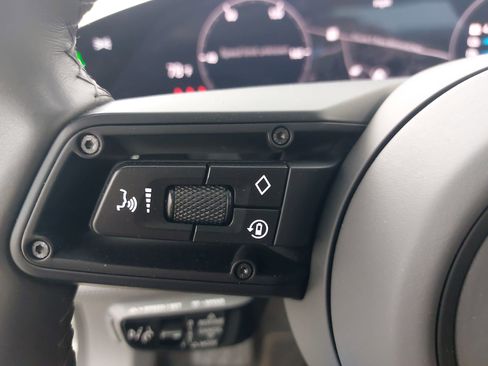 Certified 2020 Porsche Taycan image 19